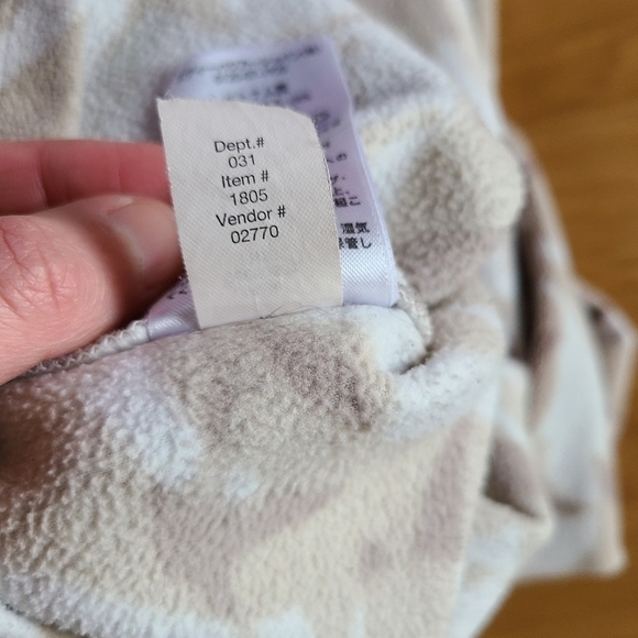 Eddie Bauer Printer 1/4 Zip Quest Fleece in Neutral Canada Goose Print - Size S - Picture 7 of 8